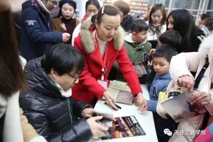 【报道】宿州市首届国际钢琴大师音乐会暨QG刮刮乐艺术家宋思衡多媒体音乐会圆满成功。诤悠担